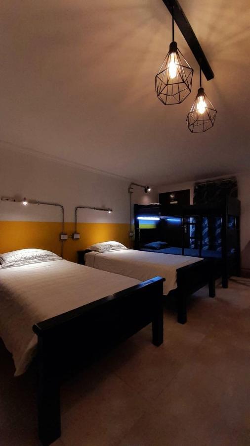 Malaika Hostel Medellín Zewnętrze zdjęcie