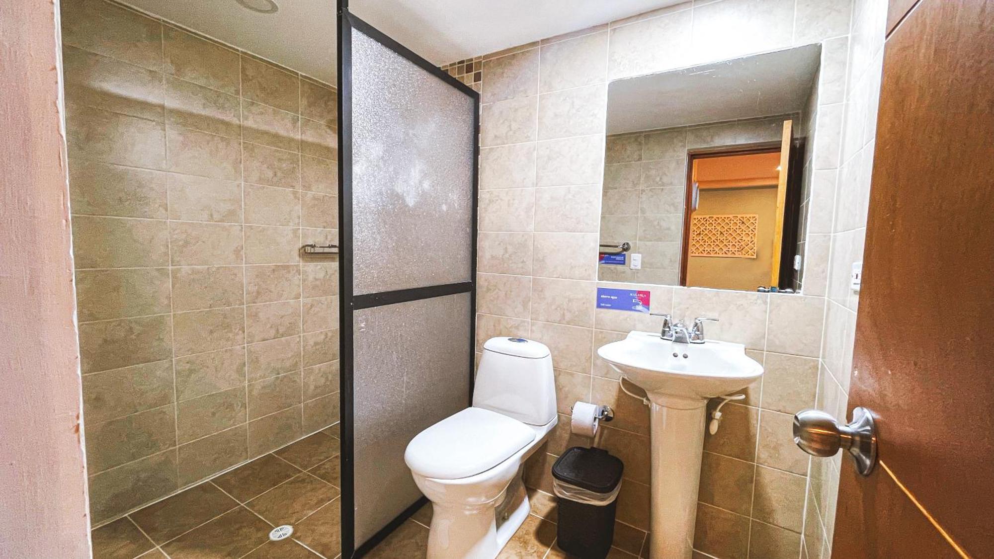 Malaika Hostel Medellín Zewnętrze zdjęcie